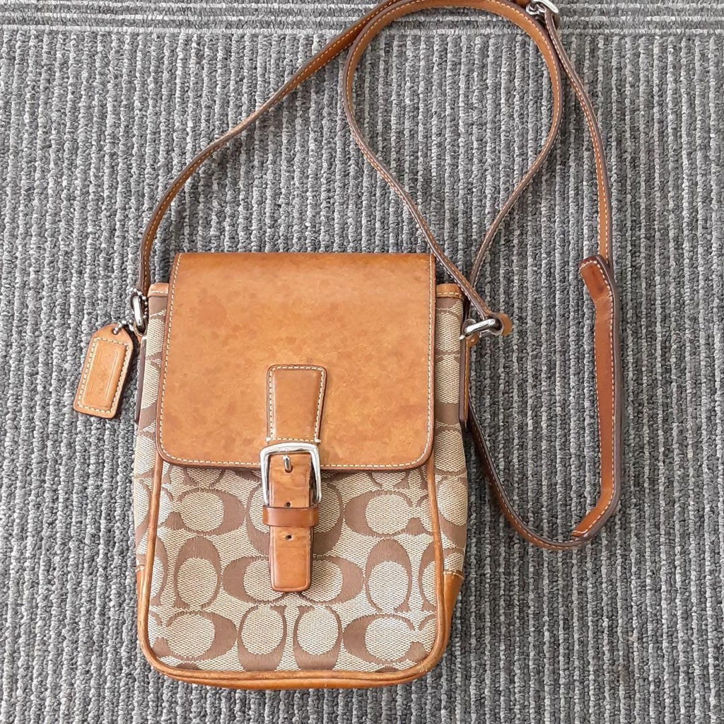 COACH 6098 ショルダーバッグ — 買い物を楽しむためのお得な